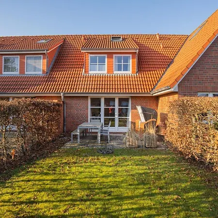 Holiday home Hausteil-30-strandflieder-id-461